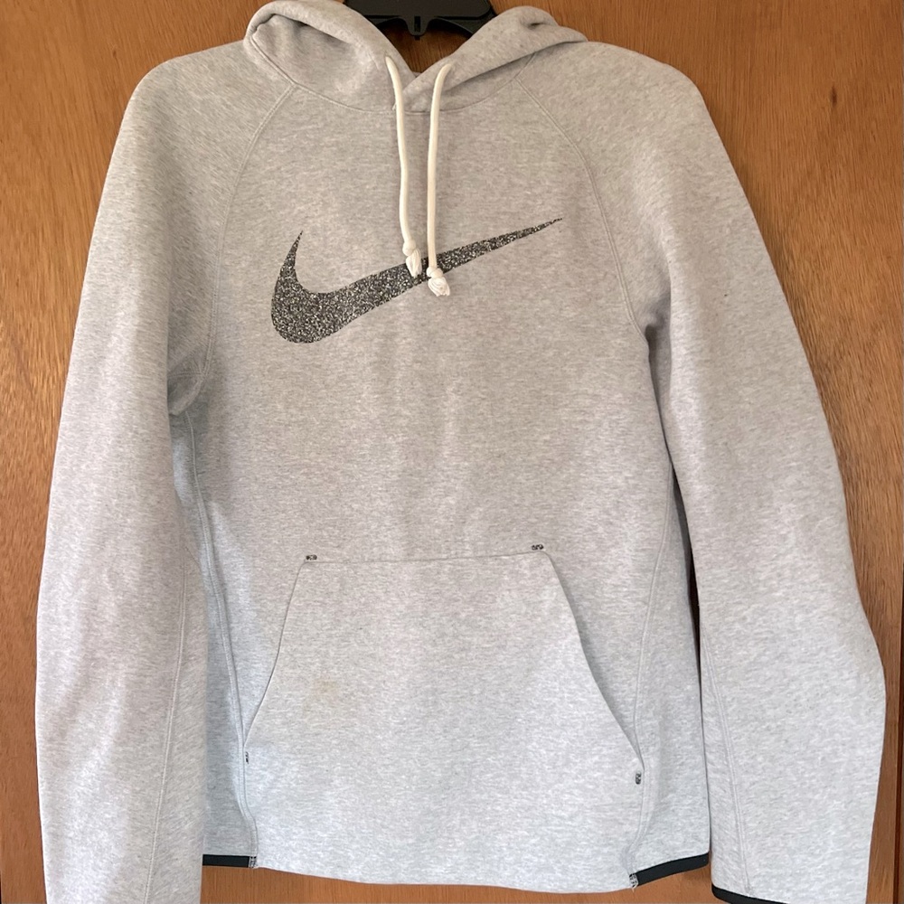 Nike Men's Gray Hoodie